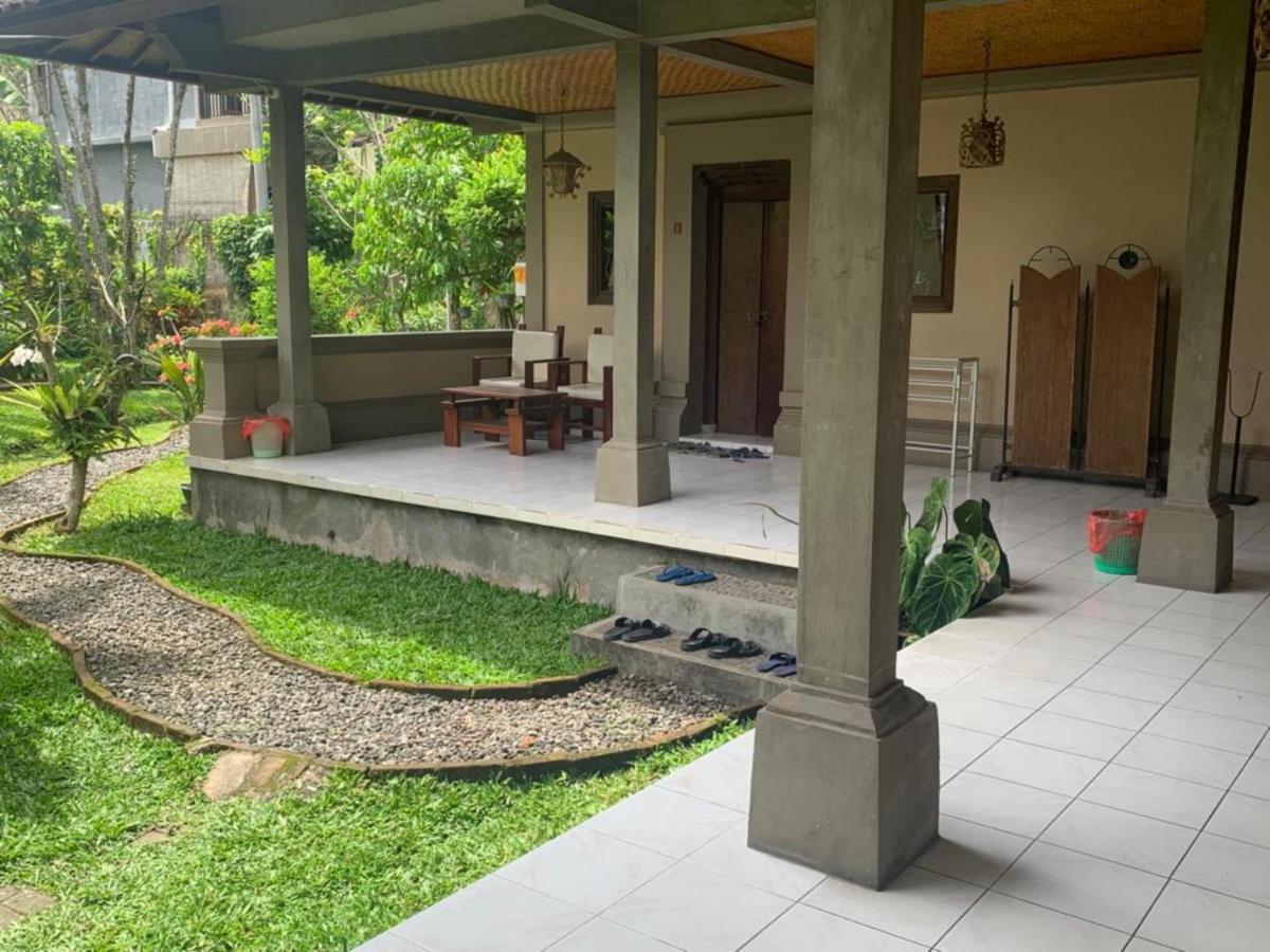 Indraprastha 2 Bungalow Ubud Esterno foto